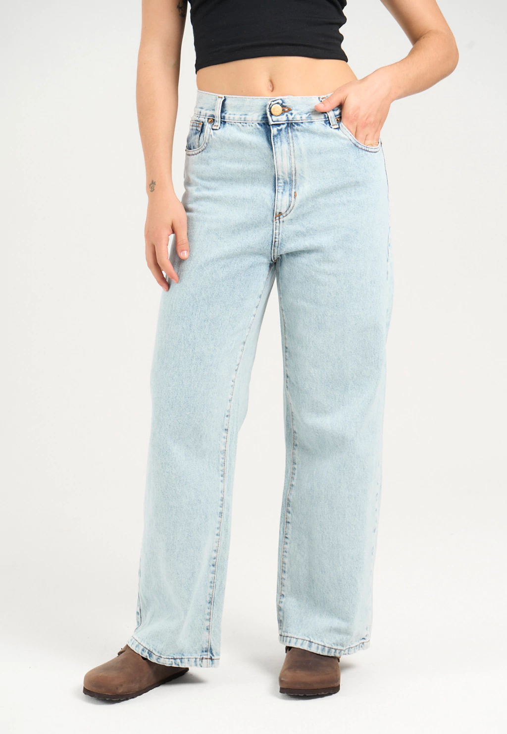 Jean Straight
